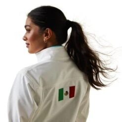Ariat® Ladies Team Mexico White Mexican Flag Softshell Jacket 10043548 8 Ariat® Ladies Team Mexico White Mexican Flag Softshell Jacket 10043548 -Cheap Western Outerwear Store S23 WMS ENGL 10043548 detail03 9fd70a68 0b46 454d b57f 7906fec392cd